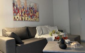 Green&Grey Apartment