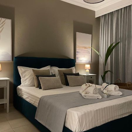 Green&Grey Apartment Кавала Екстериор снимка